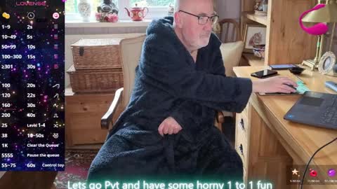 Adam online show from April 4, 7:27 am