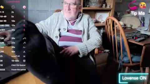 Adam online show from October 20, 1:48 pm