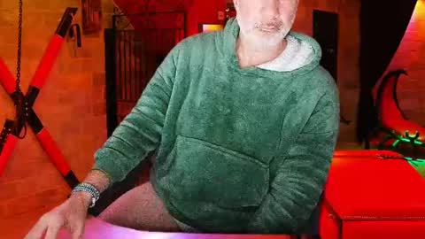 Piggy online show from February 17, 12:54 am