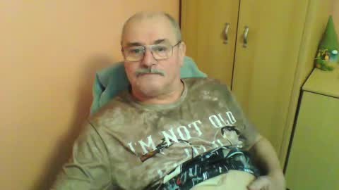 ferda5908736 online show from January 29, 7:04 am