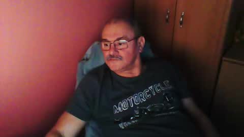 ferda5908736 online show from March 2, 6:16 am