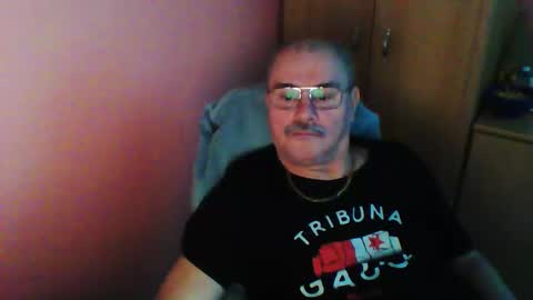 ferda5908736 online show from February 4, 6:46 am