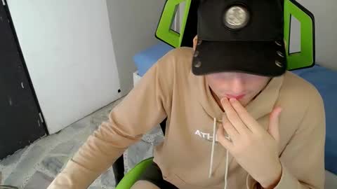 FERNANDO online show from December 1, 3:31 am