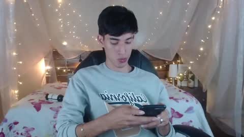 FER PHOENIX online show from December 17, 4:23 am