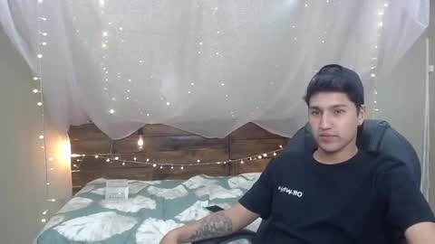 FER PHOENIX online show from January 19, 3:39 am