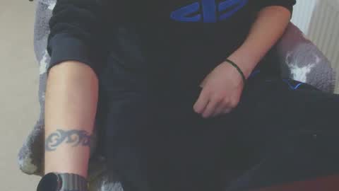 ffys2025 online show from October 13, 7:53 pm