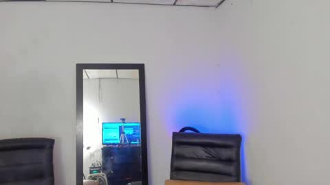 Fher Rivers online show from March 26, 6:56 pm