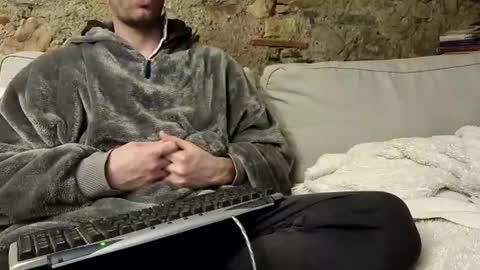 Snapshot of fidelio89 chatting on January 20, 9:32 pm Fid online show from January 20, 9:32 pm