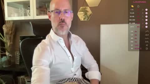 Rubn online show from October 16, 7:38 am