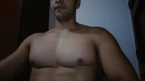 fitchestabs_69 online show from April 30, 7:54 pm