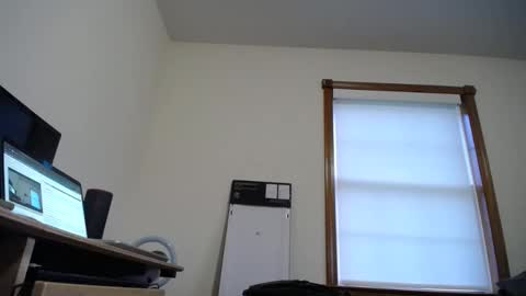  Links in Bio below online show from April 4, 11:29 am