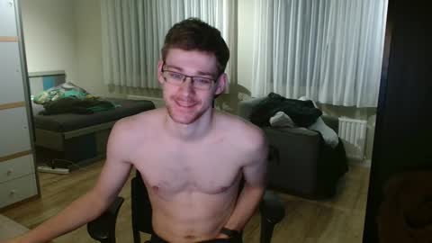 Fitwhiteboy01 online show from November 15, 7:16 pm