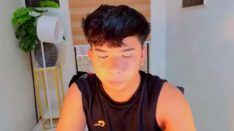 fletcher_dior23 online show from December 3, 7:03 am