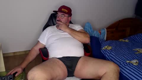 Fraboys online show from December 5, 7:26 am