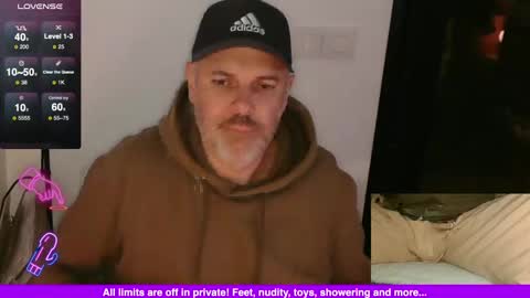 Snapshot of francescoes chatting on December 30, 8:47 pm francescoes online show from December 30, 8:47 pm