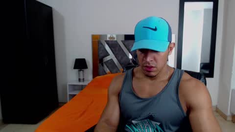 Frank online show from February 14, 5:03 pm