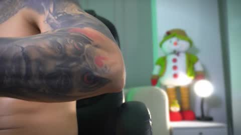 Frank Farrell. Hey remember to give me a thumbs up Ty online show from November 13, 11:30 pm