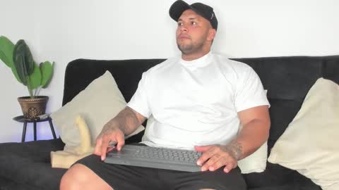 frank online show from December 5, 2:51 am