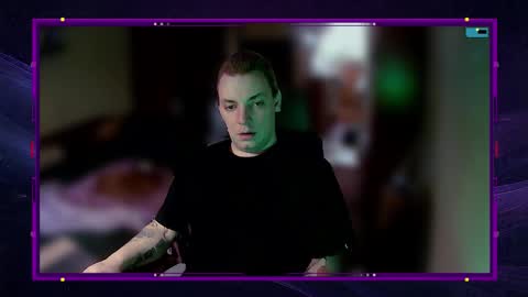 Snapshot of freak_azoid chatting on October 2, 12:20 pm freak_azoid online show from October 2, 12:20 pm