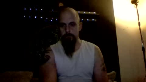 frecherkerl88007 online show from April 12, 3:42 am