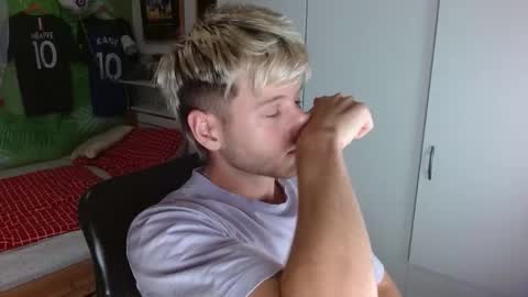 Frederick Perin online show from October 29, 9:40 pm