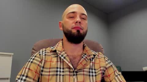 Andrew online show from October 16, 7:22 pm