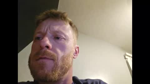 freefallin2222 online show from March 31, 5:42 am