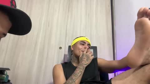 freyva_ online show from April 9, 6:19 am