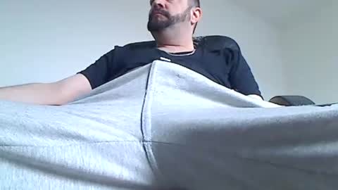 sexykl online show from March 31, 8:05 am