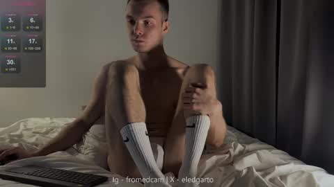 Snapshot of fromedcam chatting on October 28, 5:48 pm ED online show from October 28, 5:48 pm