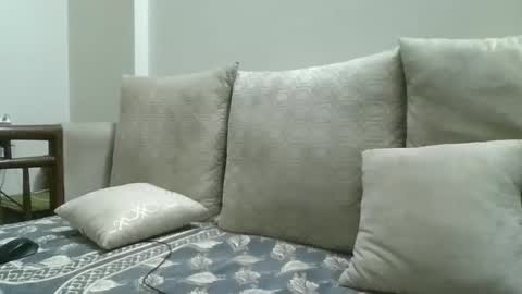 fruti loops  Bull online show from September 14, 4:53 pm