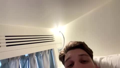 Snapshot of fuckboy9999815214 chatting on November 18, 2:26 pm fuckboy9999815214 online show from November 18, 2:26 pm