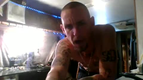 me online show from December 22, 12:27 pm