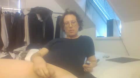 funneltunnel online show from February 24, 11:33 am