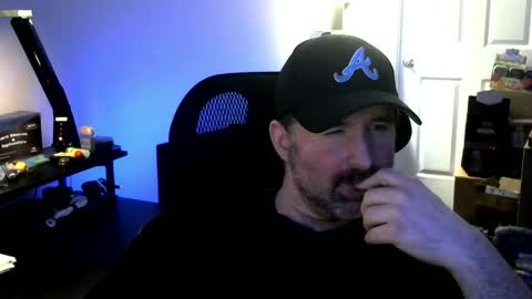 fuzz69_ online show from April 2, 12:52 am