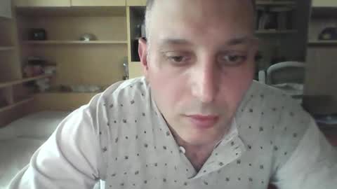 Gabriele online show from April 15, 4:40 pm