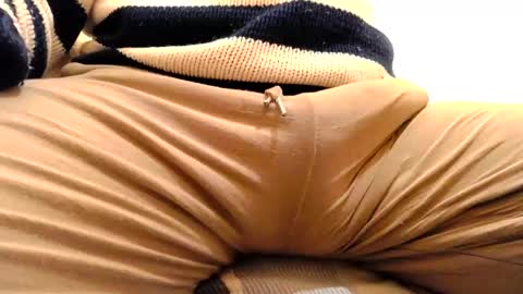Snapshot of gae89tano chatting on March 11, 9:02 am gae89tano online show from March 11, 9:02 am