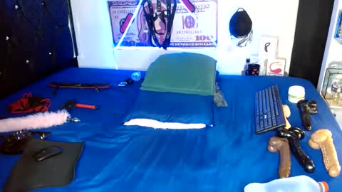 gael hot online show from April 14, 8:14 am