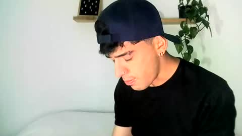 Gael Garca online show from February 22, 6:37 am