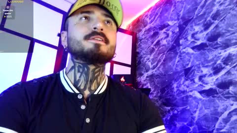 Chris  Dont forget to gift me thumb up Its very important to me and makes me happy AF  online show from December 20, 6:53 am