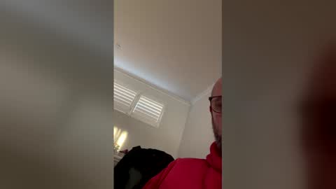 garret96 online show from December 20, 9:33 pm