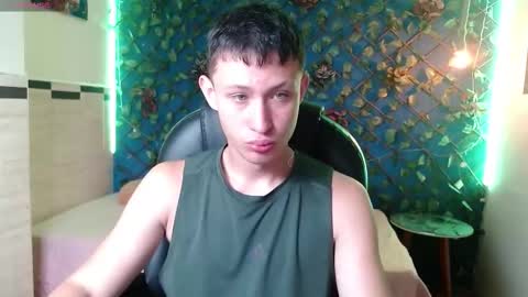 garuo_18 online show from November 18, 3:10 am