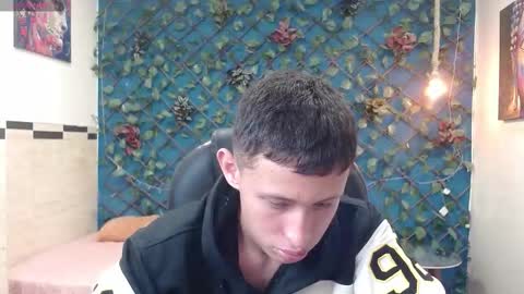 garuo_18 online show from November 14, 3:53 am