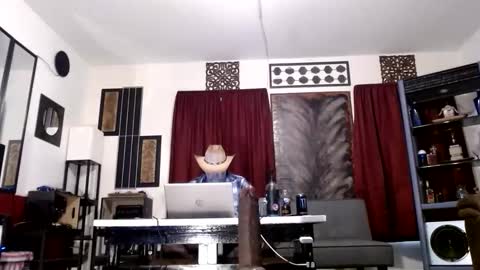 gatewaylaptop2019 online show from October 26, 4:20 pm