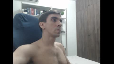 Snapshot of gatosarado23 chatting on December 16, 5:43 pm gatosarado23 online show from December 16, 5:43 pm