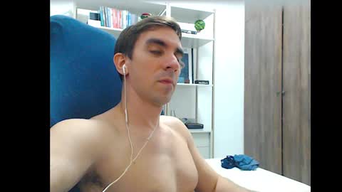 Snapshot of gatosarado23 chatting on September 26, 3:15 am gatosarado23 online show from September 26, 3:15 am