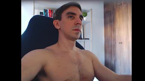 Snapshot of gatosarado23 chatting on October 14, 7:43 pm gatosarado23 online show from October 14, 7:43 pm