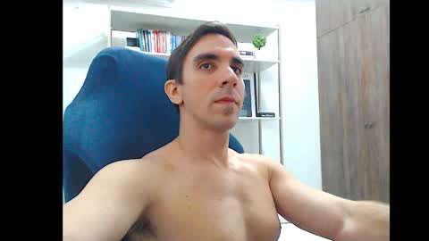 Snapshot of gatosarado23 chatting on September 29, 10:16 pm gatosarado23 online show from September 29, 10:16 pm