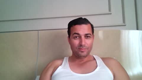 genteldevil online show from December 18, 11:17 am