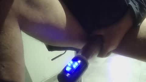 Snapshot of geranimo431374 chatting on October 22, 3:32 am geranimo431374 online show from October 22, 3:32 am
